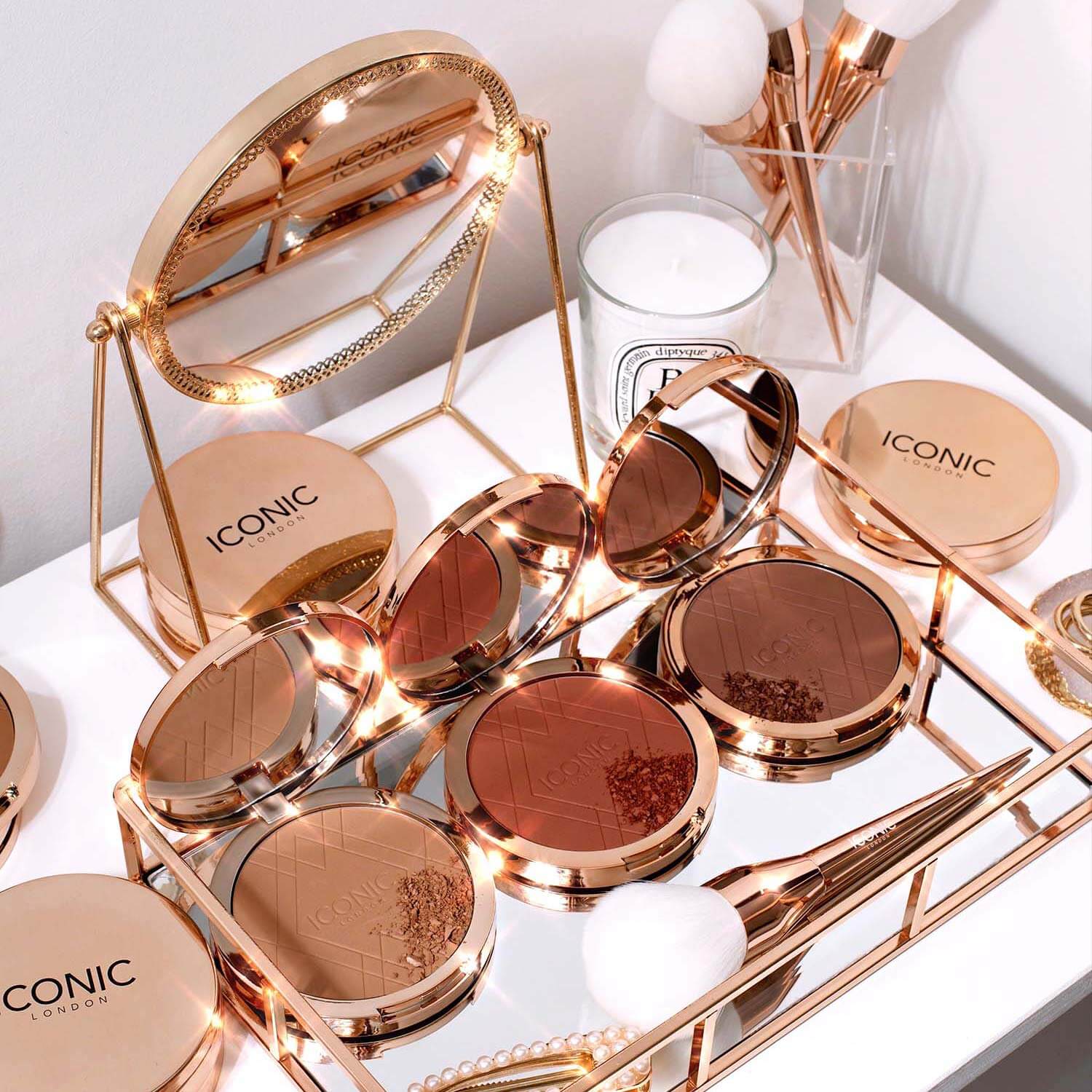 ULTIMATE BRONZING POWDER (BRONCEADOR EN POLVO)